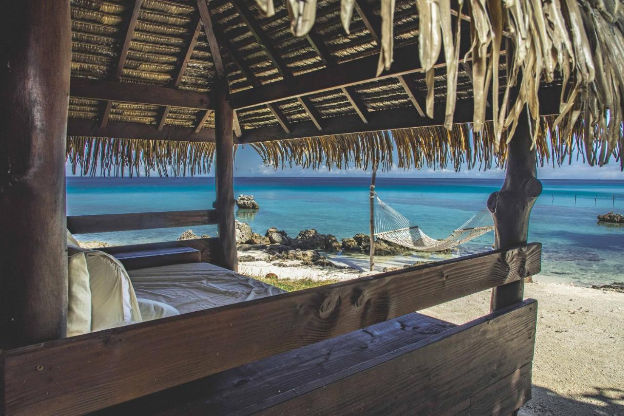 Le Coconut Lodge Avatoru Exterior photo