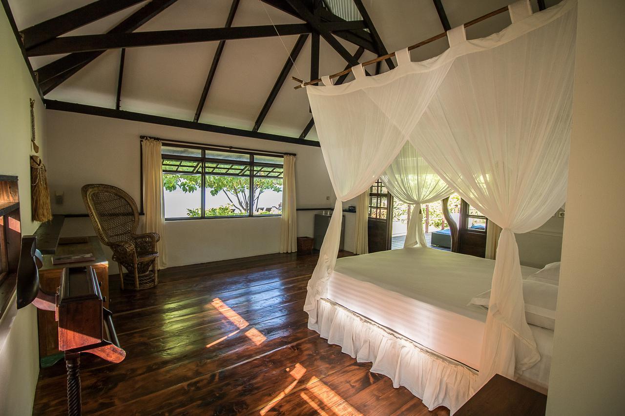 Le Coconut Lodge Avatoru Exterior photo